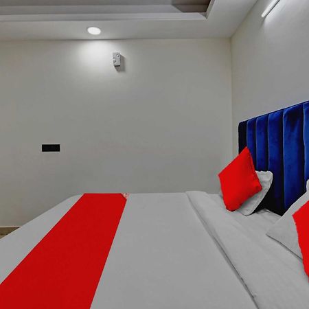 Hotel O Sai Kripa Stay New Delhi Exteriör bild